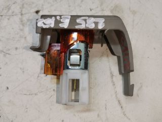 bontott AUDI A4 B7 Szivargyújtó Aljzat