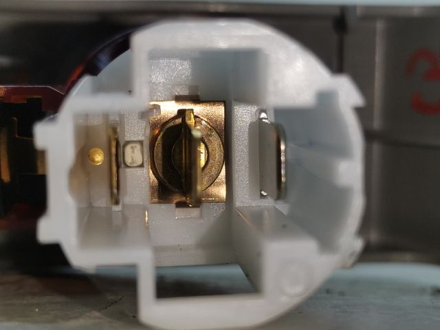 bontott AUDI A4 B7 Szivargyújtó Aljzat