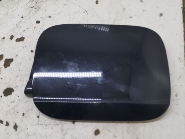 bontott AUDI A4 B7 Tankajtó