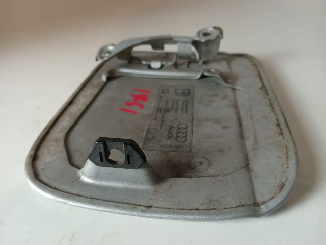 bontott AUDI A4 B7 Tankajtó