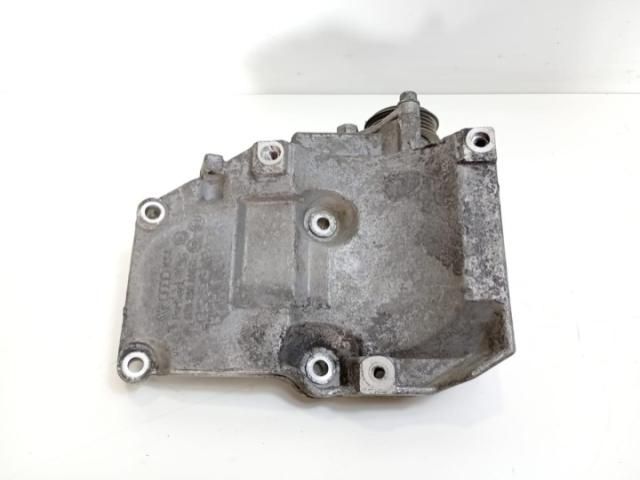 bontott AUDI A4 B7 Tartó Bak