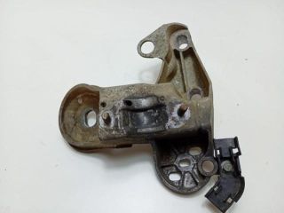 bontott AUDI A4 B7 Tartó Bak