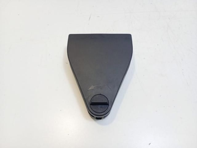 bontott AUDI A4 B7 Tartó Bak