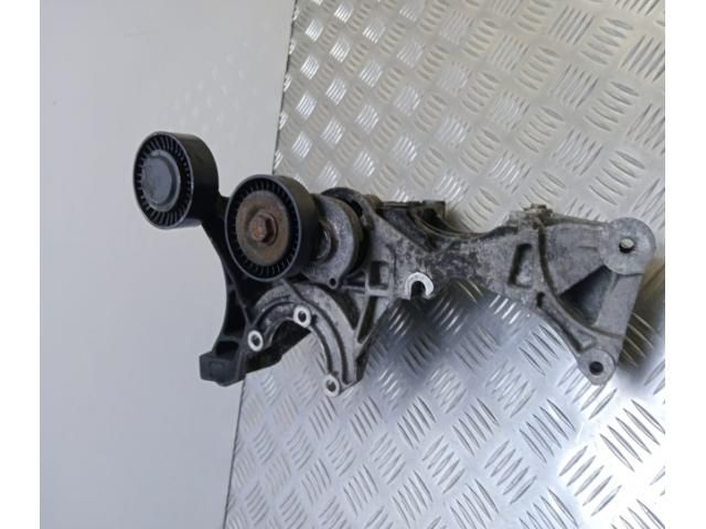 bontott AUDI A4 B7 Tartó Bak