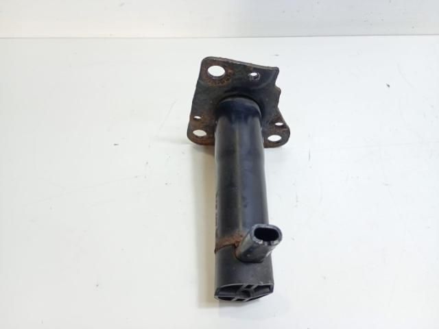 bontott AUDI A4 B7 Tartó Bak