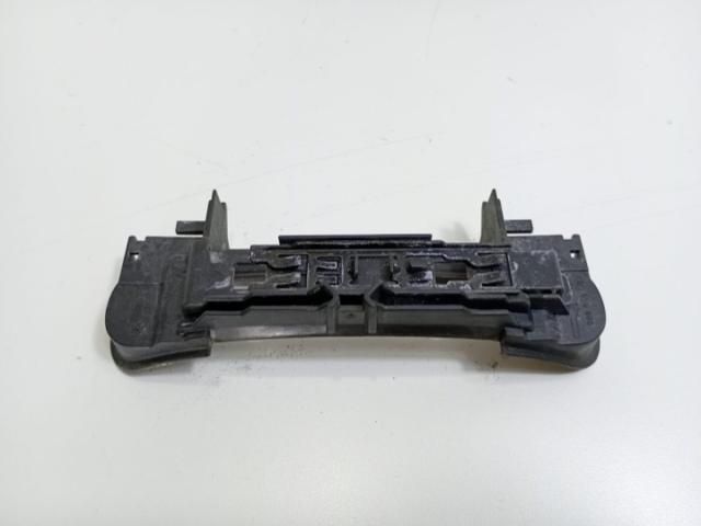 bontott AUDI A4 B7 Tartó Bak