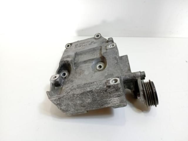 bontott AUDI A4 B7 Tartó Bak