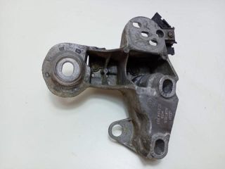 bontott AUDI A4 B7 Tartó Bak