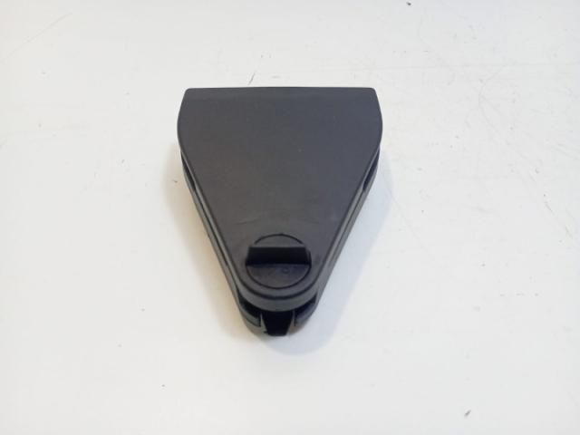 bontott AUDI A4 B7 Tartó Bak