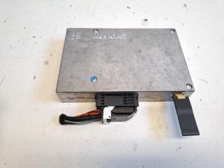 bontott AUDI A4 B7 Telefon Elektronika