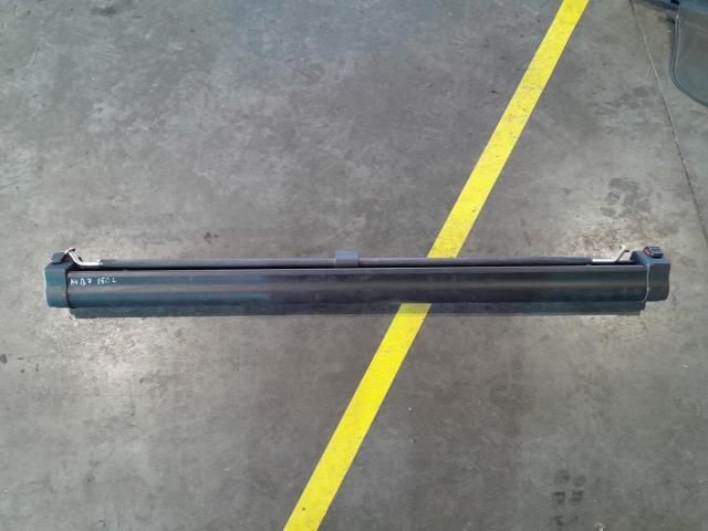 bontott AUDI A4 B7 Térelválasztó