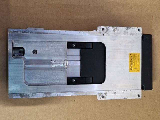 bontott AUDI A4 B7 Tető Mozgató Motor