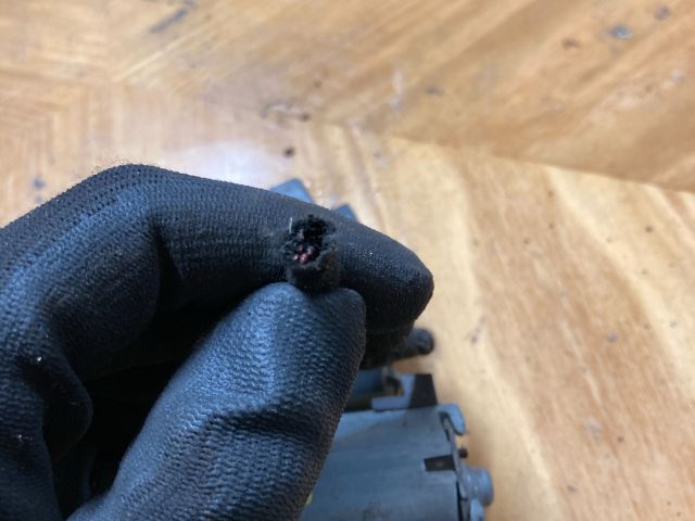 bontott AUDI A4 B7 Tetőablak Motor