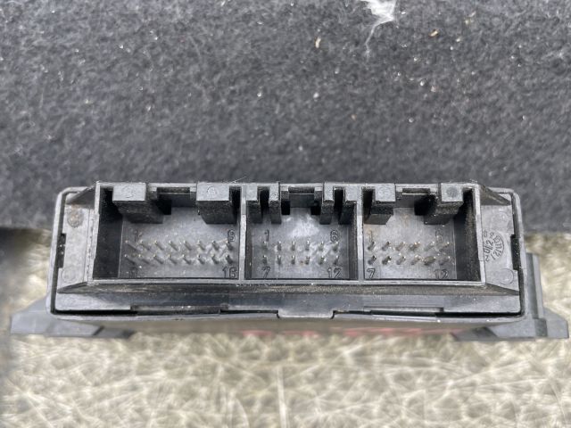 bontott AUDI A4 B7 Tolatóradar Elektronika