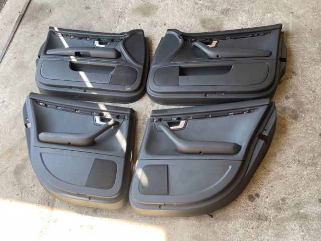 bontott AUDI A4 B7 Ülés és Ajtókárpit Szett