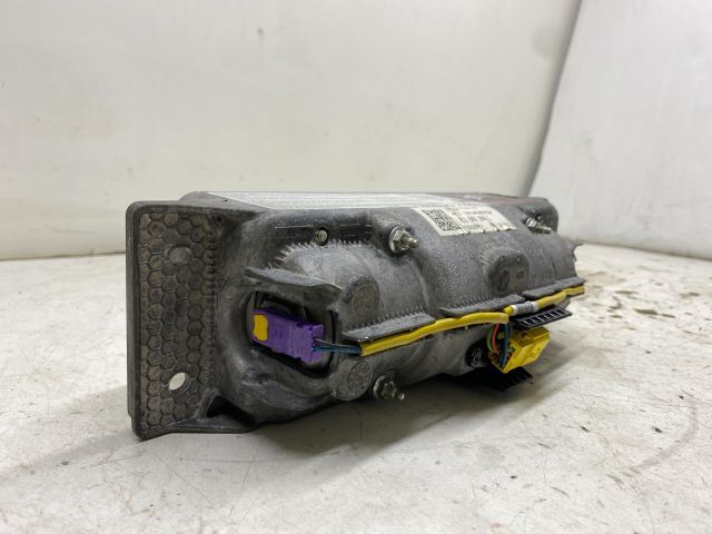 bontott AUDI A4 B7 Utasoldali Légzsák