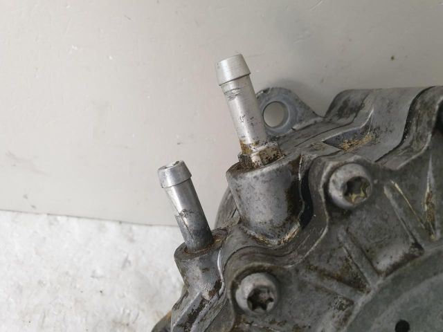 bontott AUDI A4 B7 Vákumpumpa
