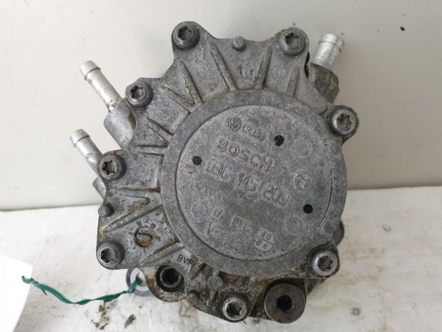 bontott AUDI A4 B7 Vákumpumpa