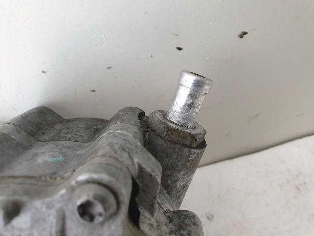 bontott AUDI A4 B7 Vákumpumpa