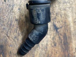 bontott AUDI A4 B7 Vákuumcső