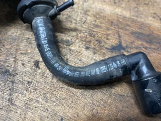 bontott AUDI A4 B7 Vákuumcső