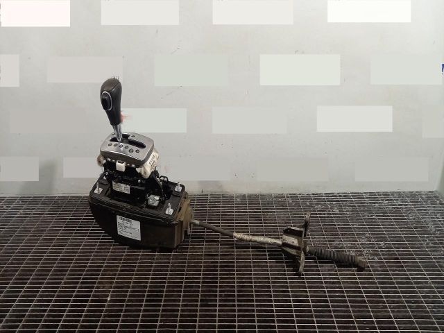 bontott AUDI A4 B7 Váltógomb