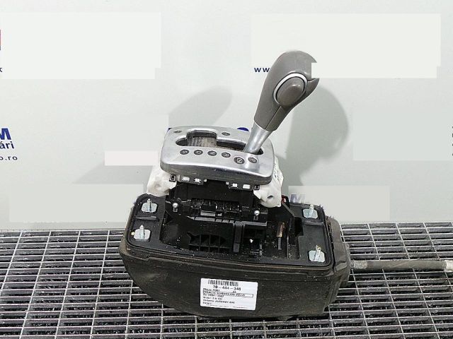 bontott AUDI A4 B7 Váltógomb