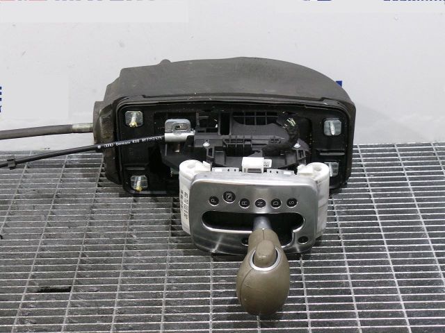 bontott AUDI A4 B7 Váltógomb