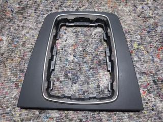 bontott AUDI A4 B7 Váltószoknya Rögzítő Keret