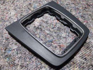 bontott AUDI A4 B7 Váltószoknya Rögzítő Keret