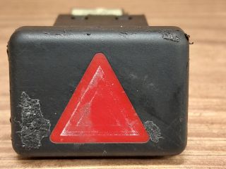 bontott AUDI A4 B7 Vészvillogó Kapcsoló