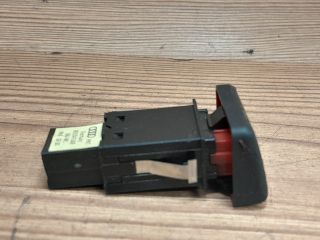 bontott AUDI A4 B7 Vészvillogó Kapcsoló