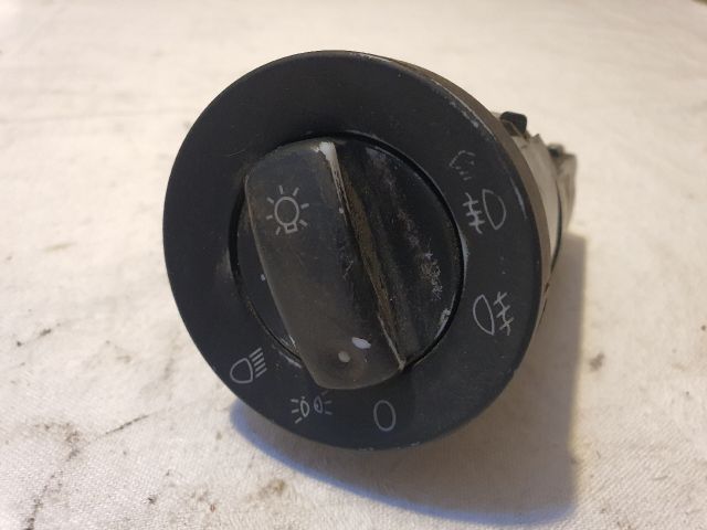 bontott AUDI A4 B7 Világítás Kapcsoló