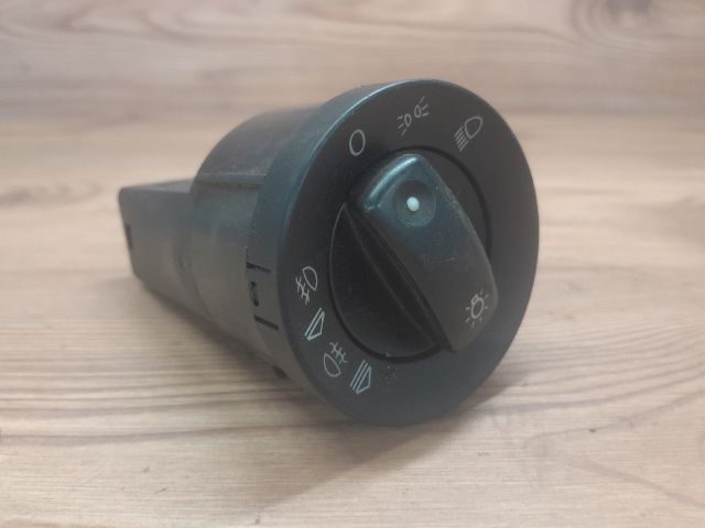 bontott AUDI A4 B7 Világítás Kapcsoló