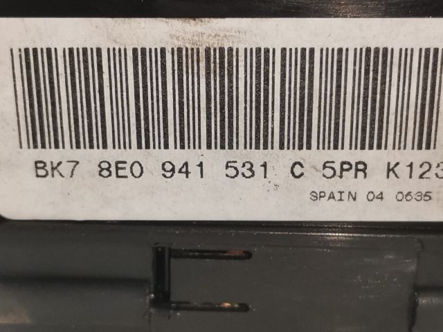 bontott AUDI A4 B7 Világítás Kapcsoló