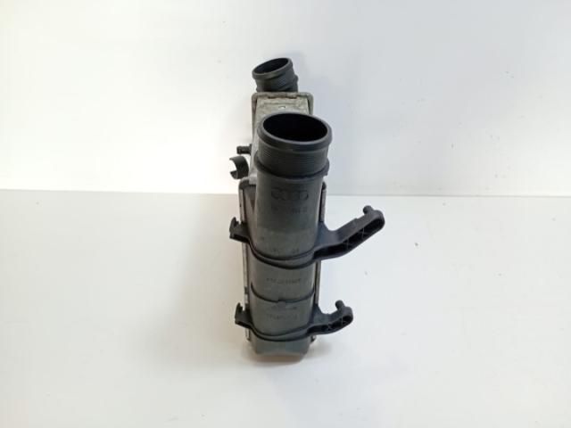 bontott AUDI A4 B7 Vízhűtő Radiátor Tartó