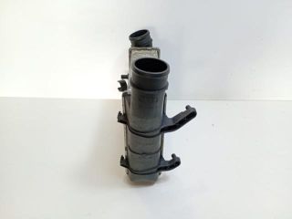 bontott AUDI A4 B7 Vízhűtő Radiátor Tartó