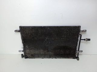 bontott AUDI A4 B7 Vízhűtő Radiátor Tartó