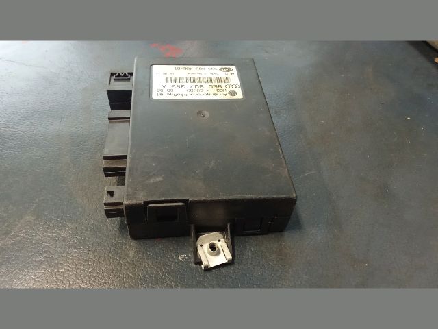 bontott AUDI A4 B7 Vonóhorog Elektronika