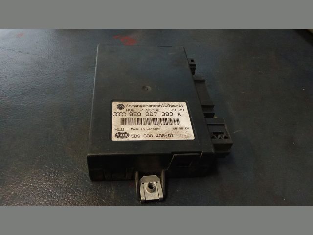 bontott AUDI A4 B7 Vonóhorog Elektronika