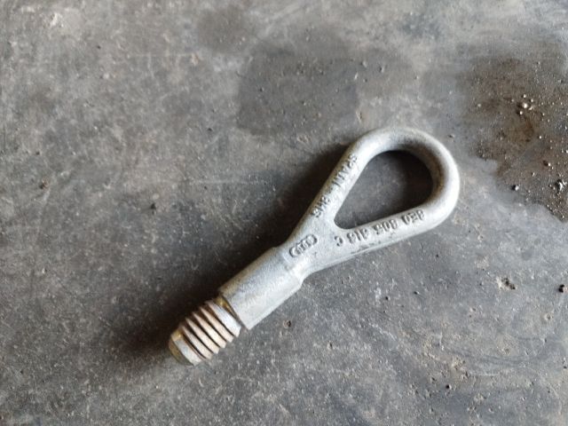 bontott AUDI A4 B7 Vonószem