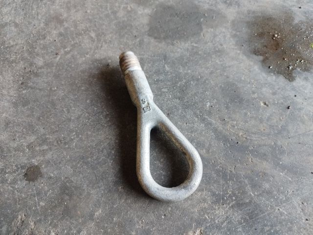 bontott AUDI A4 B7 Vonószem