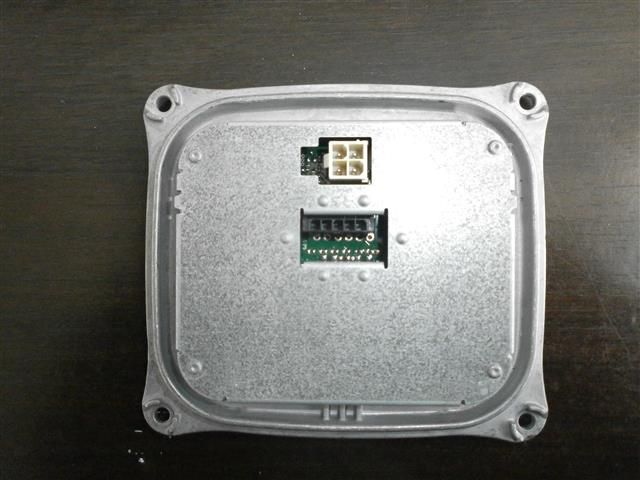 bontott AUDI A4 B7 Xenon Trafó