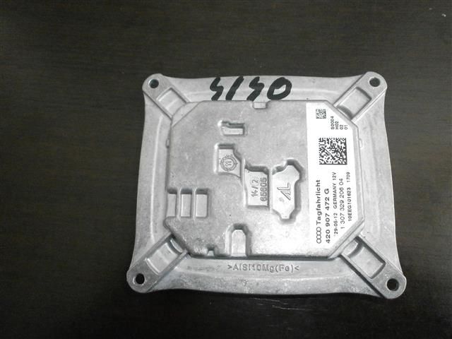 bontott AUDI A4 B7 Xenon Trafó