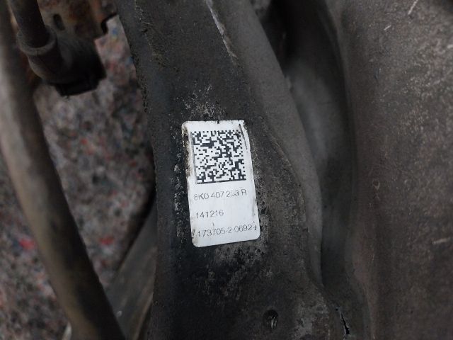 bontott AUDI A4 B8 Bal első Csonkállvány Kerékaggyal