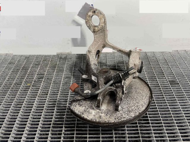 bontott AUDI A4 B8 Bal hátsó Csonkállvány