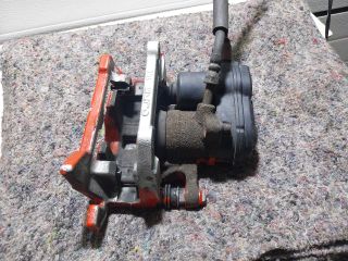 bontott AUDI A4 B8 Bal hátsó Féknyereg Munkahengerrel