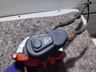 bontott AUDI A4 B8 Bal hátsó Féknyereg Munkahengerrel