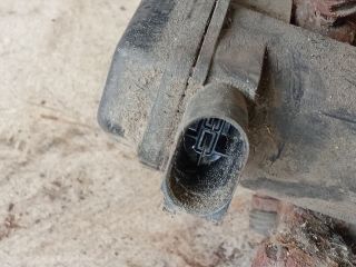 bontott AUDI A4 B8 Bal hátsó Féknyereg Munkahengerrel