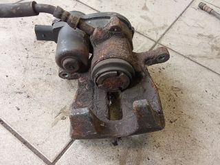 bontott AUDI A4 B8 Bal hátsó Féknyereg Munkahengerrel